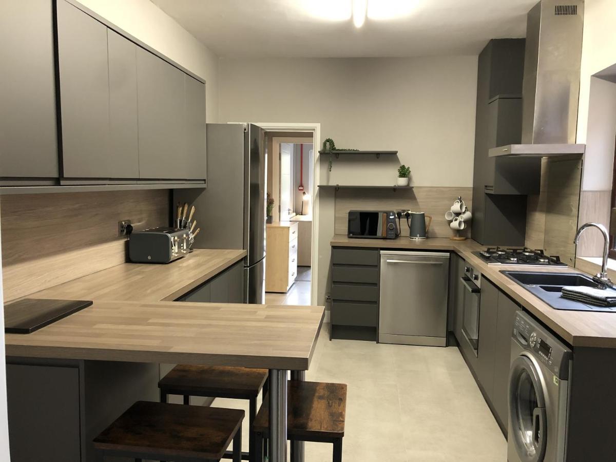Executive Or Large Family 5-Bed House - Hosted By Hutch Lifestyle Villa Coventry Buitenkant foto