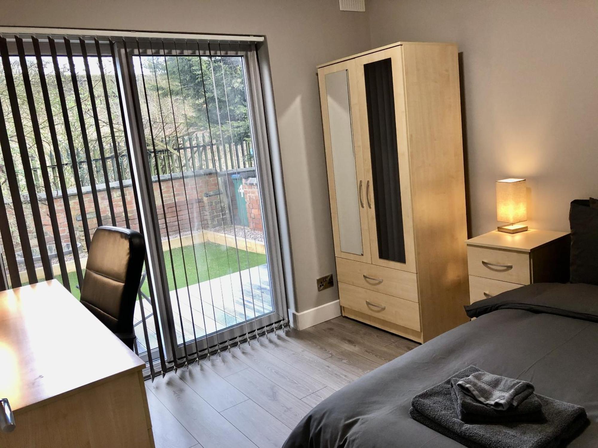 Executive Or Large Family 5-Bed House - Hosted By Hutch Lifestyle Villa Coventry Buitenkant foto